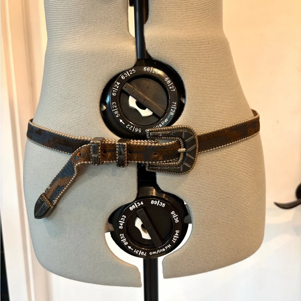 Jenny & the Boys VTG leather/fabric belt, carved stone buckle, silver bead,32-36